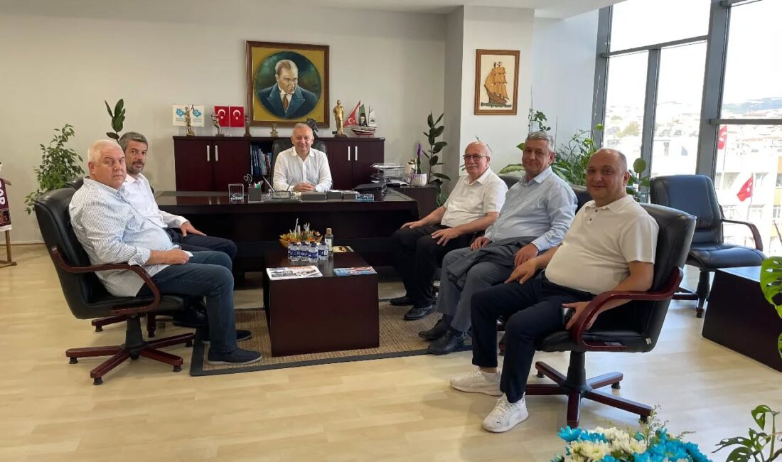 Balıkesir Esnaf ve Sanatkarlar Odaları Birliği Başkanı  Fehmi Erdem,  Genel