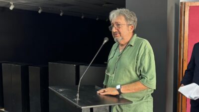 Mustafa Selçuk’un Karma Resim Sergisi yoğun ilgi gördü. Sergi hafta