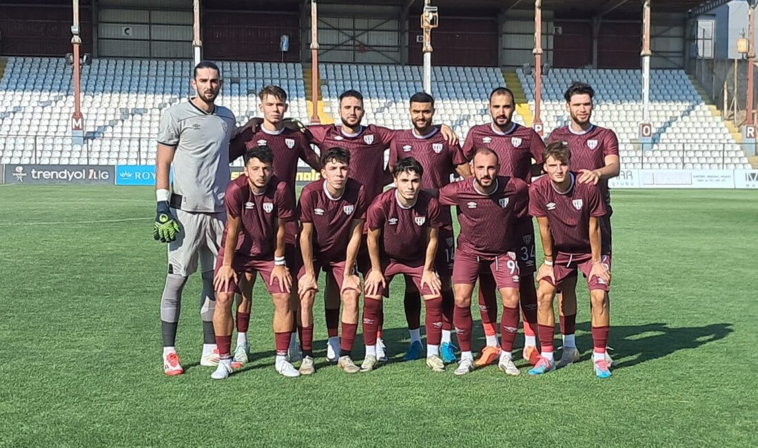 Yeni sezon hazırlıkları çerçevesinde hazırlık maçlarına devam eden bordo beyazlı