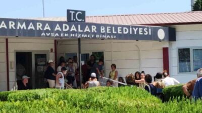 Marmara Adasına bağlı Avşa Adasında 10 günden bu yana akmayan