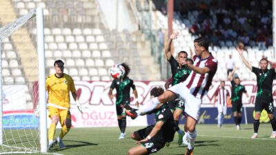 BANDIRMASPOR: 1   SAKARYASPOR: 1 HAKEMLER: Alpaslan Şen *, Lütfü Aydın