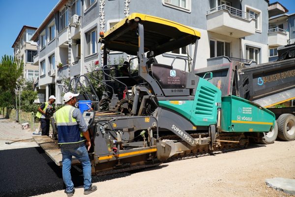 Büyükşehir’den deforme olan yollarda detaylı çalışma
