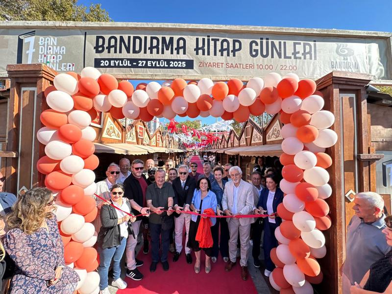 Bandırma Belediyesi tarafından bu yıl yedincisi düzenlenen Bandırma Kitap Günleri,