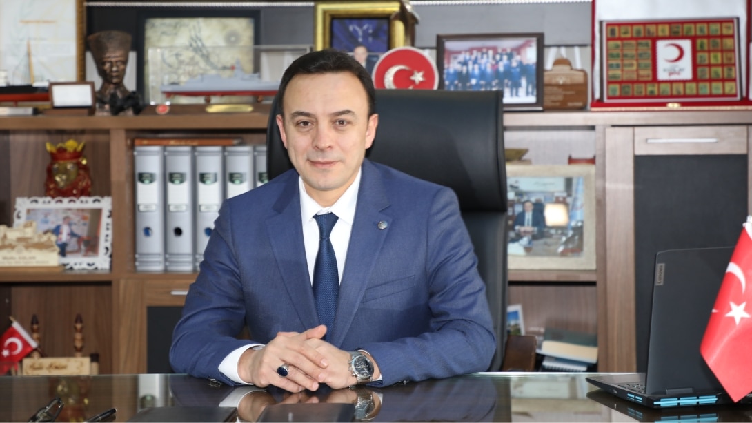 İlçe Milli Eğitim Müdürü Mutlu Aslan, yeni eğitim ve öğretim