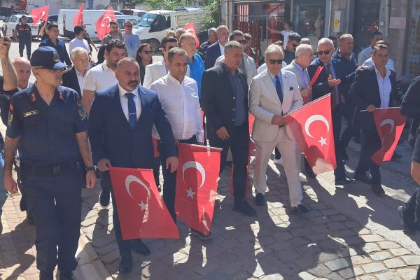 Edincik’in kurtuluşu törenlerle kutlandı