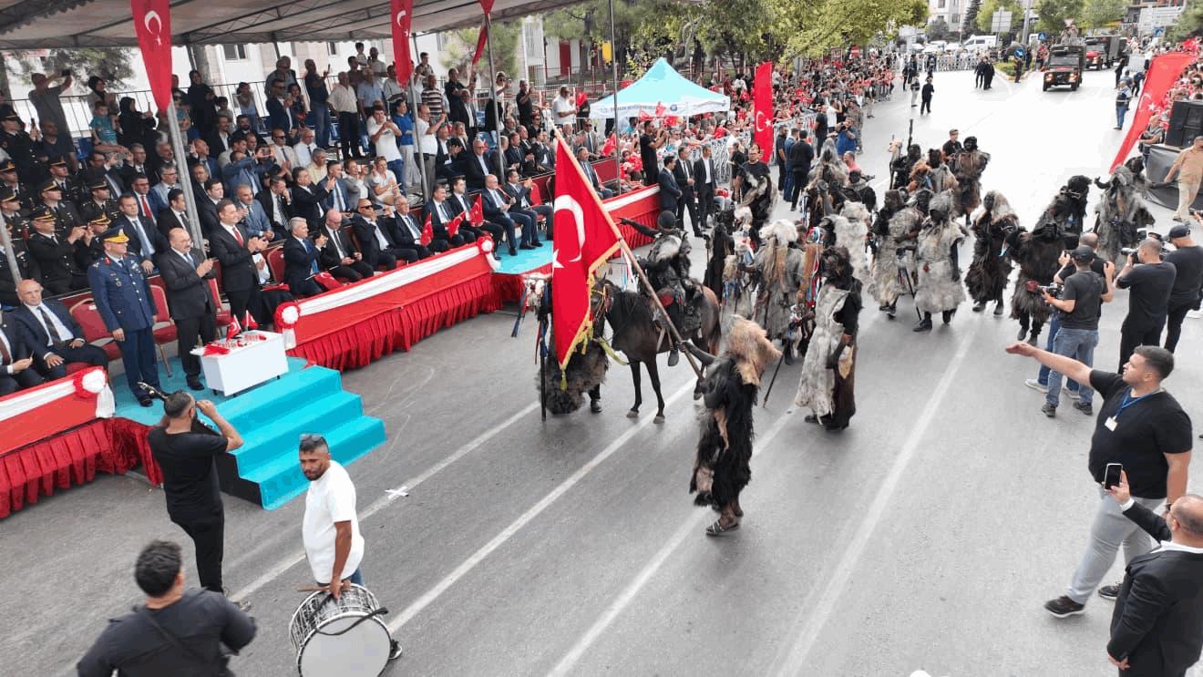 Balıkesir’in kurtuluşu büyük bir coşkuyla kutlandı