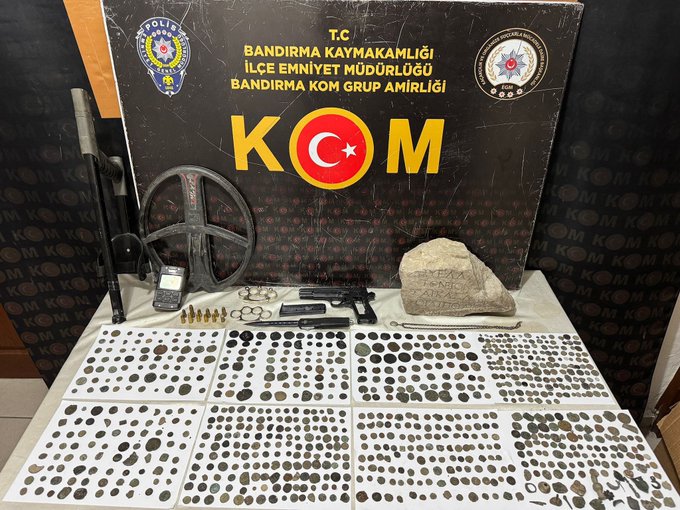 Bandırma Emniyet Müdürlüğü  KOM ekiplerince bir işyerine düzenlenen aramada ruhsatsız