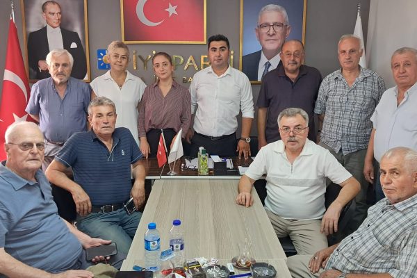 İyi Parti delegelerini seçti