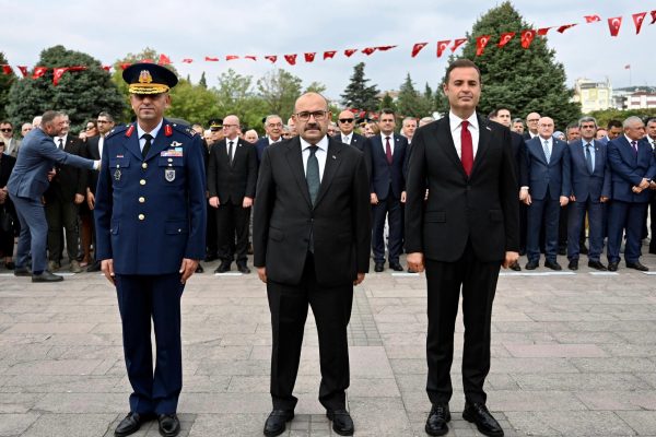 Akın’dan İstiklal Madalyası çağrısı: Gelin, birlik olalım