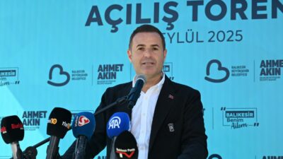   Balıkesir Büyükşehir Belediye Başkanı Ahmet Akın, İtfaiye Haftası’nda olası