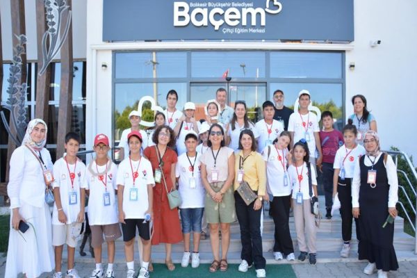 Kırsaldan Kozmosa Bilim 3 – Doğada Bilimle Kaynaşıyoruz” Projesi BAÇEM’de Gerçekleştirildi