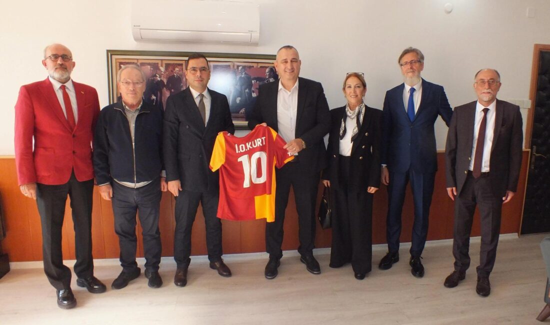 Galatasaraylılardan Cumhuriyet Başsavcısı Kurt’a ziyaret Bandırma Galatasaray Taraftarları Derneği kente yeni atanan Cumhuriyet Başsavcısı İsmail