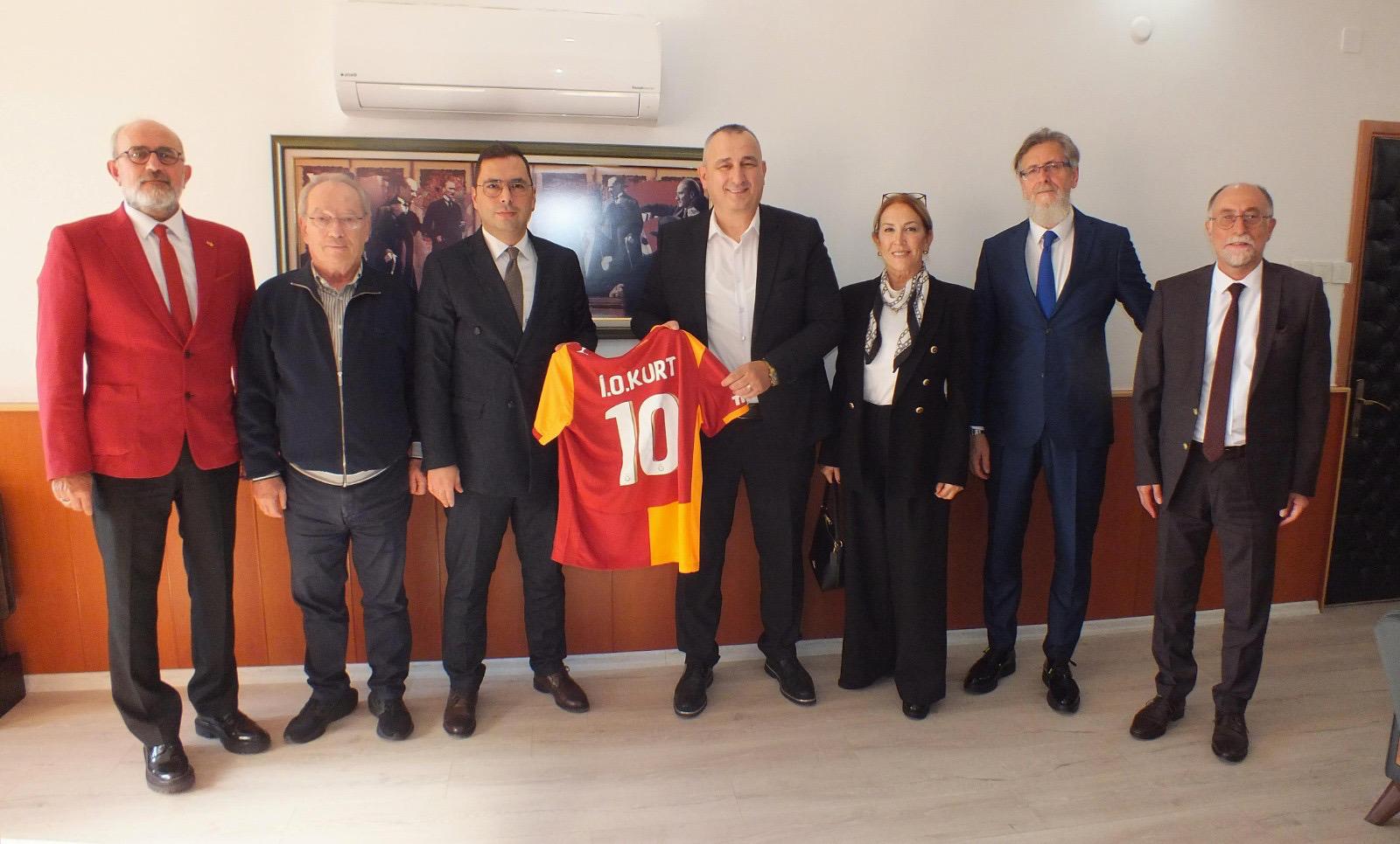 Galatasaraylılardan Cumhuriyet Başsavcısı Kurt’a ziyaret