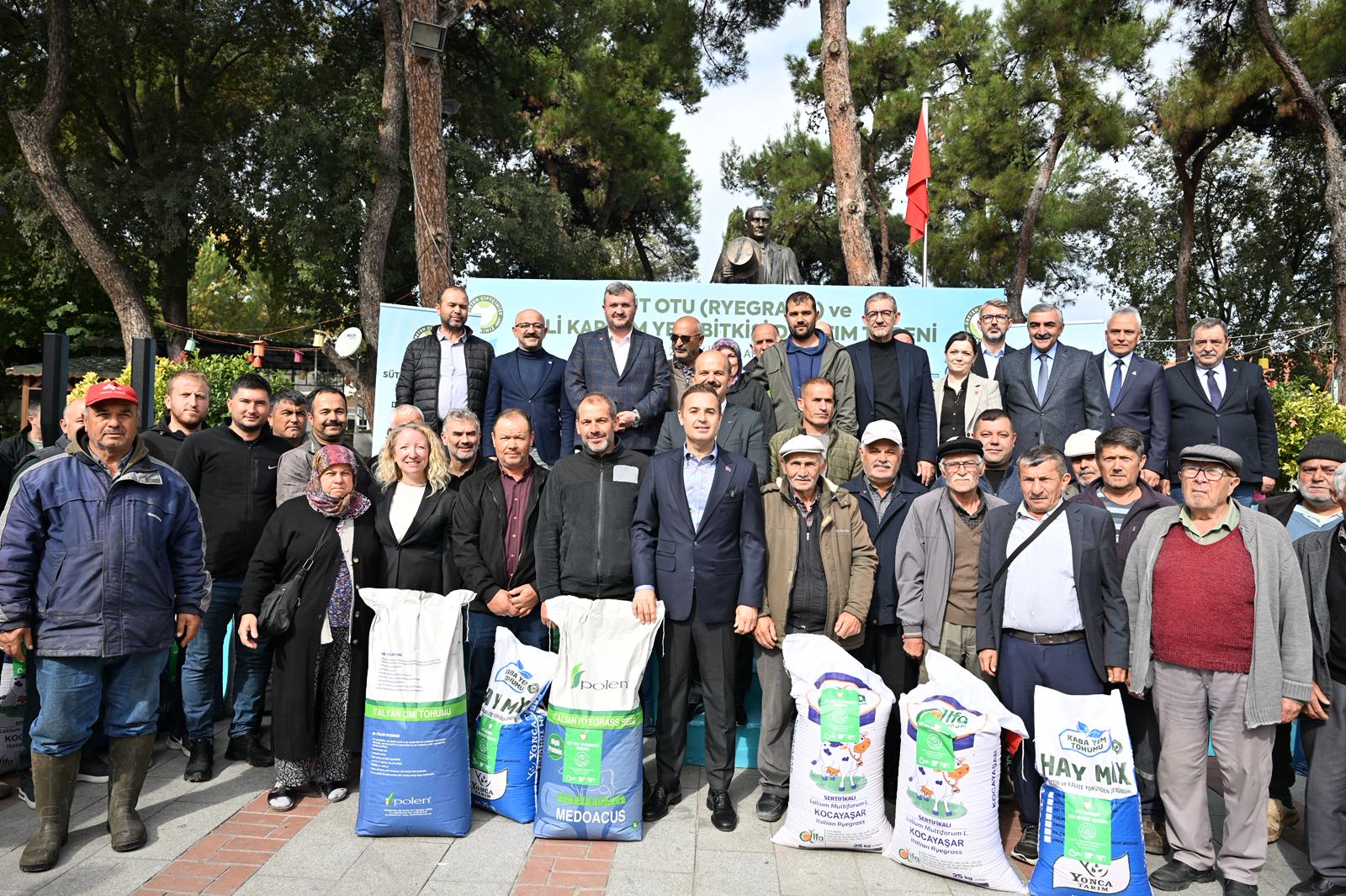 Büyükşehirin çiftçiye desteği sürüyor