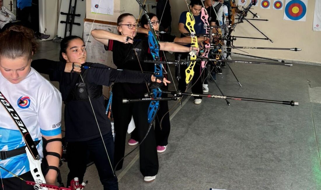 29 Ekim Cumhuriyet Bayramı kutlamaları kapsamında Bandırma Gençlik ve Spor