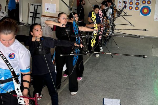 Yaylar Cumhuriyet  Bayramı için gerildi
