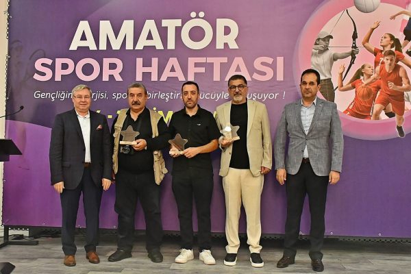Balıkesir’de Amatör Spor Haftası “Sporun En’leri” Ödül Töreni ile Sona Erdi