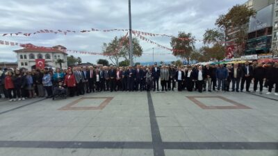 Resmi kutlamalara STK’ların alınmaması sonrasında CHP’nin yıllar önce başlattığı alternatif