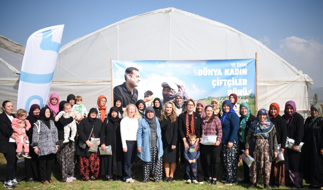 Balıkesir Büyükşehir Belediyesi, 15 Ekim Dünya Kadın Çiftçiler Günü’nde toprağa