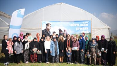 Balıkesir Büyükşehir Belediyesi, 15 Ekim Dünya Kadın Çiftçiler Günü’nde toprağa