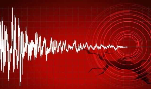 Sındırgı’da şiddetli deprem Balıkesir’in Sındırgı ilçesi merkezli 6.1 şiddetinde deprem meydana geldi. AFAD