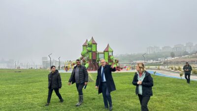 Bandırma Belediyesi, şehir genelindeki asfalt, parke ve yeşil alan düzenlemelerinde