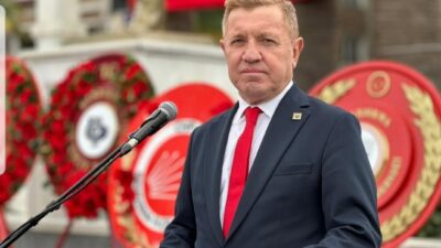   ADD Şube Başkanı Hayri Turna 10 Kasım gününde yaptığı