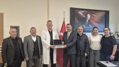 Bandırma Devlet Hastanesi Başhekimi iken devlet hastanesine sayısız yeni cihaz
