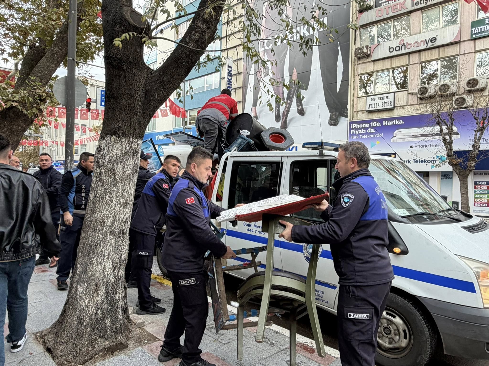 Kaldırım işgalleri Bandırma’da sona eriyor