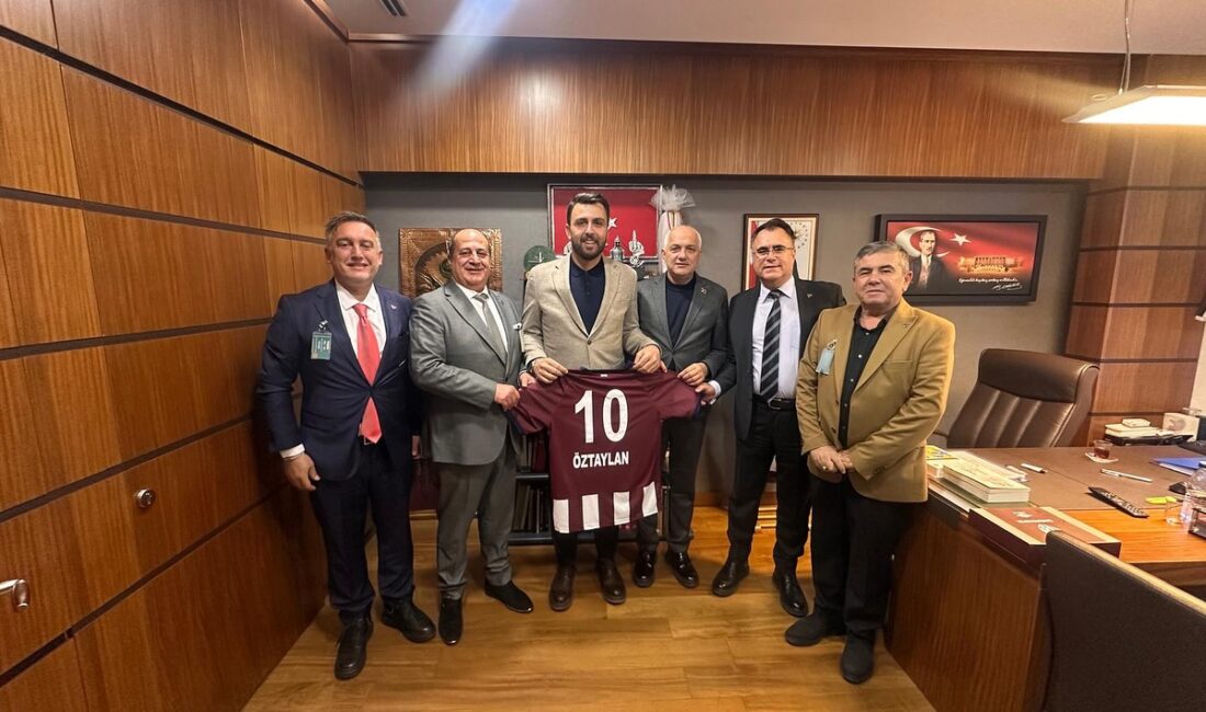 Bandırmaspor’da geçtiğimiz hafta gerçekleştirilen Genel Kurul’da güven tazeleyerek, yeni seçilen