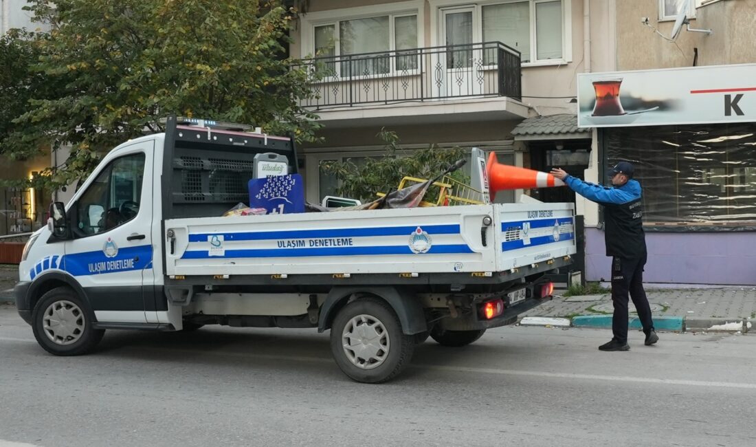 Balıkesir Büyükşehir Belediyesi Zabıta ekipleri, vatandaşların yoğun olarak kullandığı cadde
