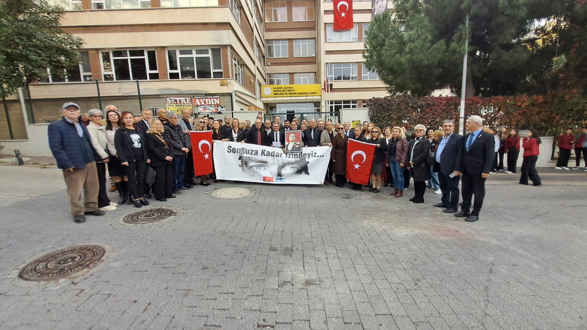CHP: 10 Kasım’ı tatille gölgeleyemezsiniz