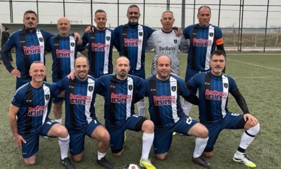 40 yaş üstü Masterler liginde yer alan 17 Eylül masterler