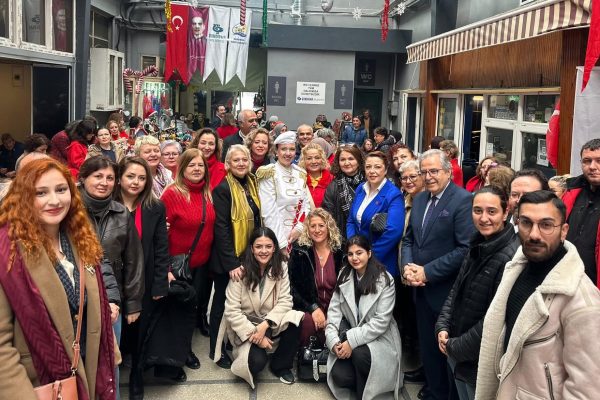 Kadın el emeği alışveriş günleri başladı
