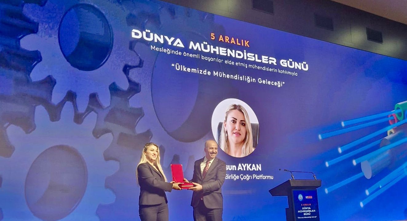 Jeoloji Mühendisi Aysun Aykan Mühendislik Üstün Başarı Ödülü aldı.