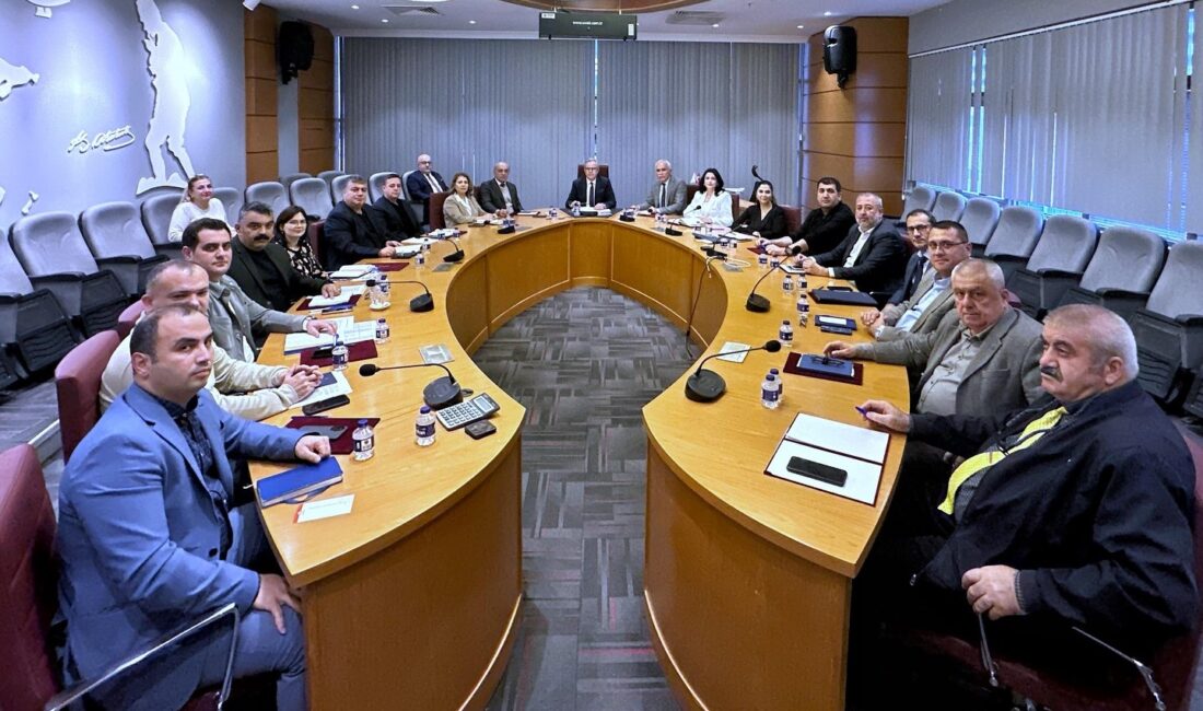 Bandırma Belediye Başkanı Dursun Mirza 2026 yılı öncesinde daire müdürleri