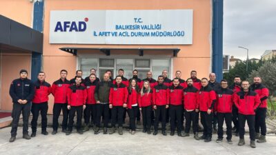 Bandırma Belediyesi depreme hazırlık kapsamında hayata geçirdiği Arama Kurtarma ekibi