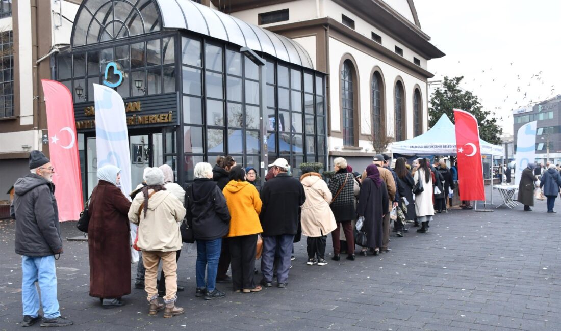 &nbsp; Balıkesir Büyükşehir Belediyesi tarafından Regaip Kandili nedeniyle 20 ilçede