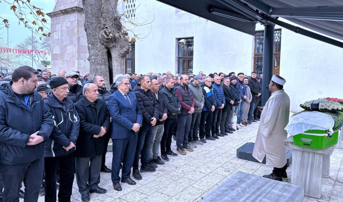 Bandırma’nın en eski işletmelerinden biri olan Bereket Ticaret işletmecisi olan