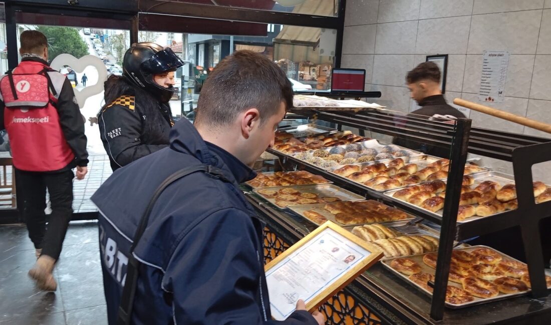 Yaklaşan yılbaşı öncesinde Bandırma Belediyesi Halk Sağlığı İçin Denetimlerini arttırdı. 