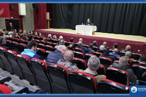 Kaymakam Aksakal Kurum Amirleri ve muhtarı topladı