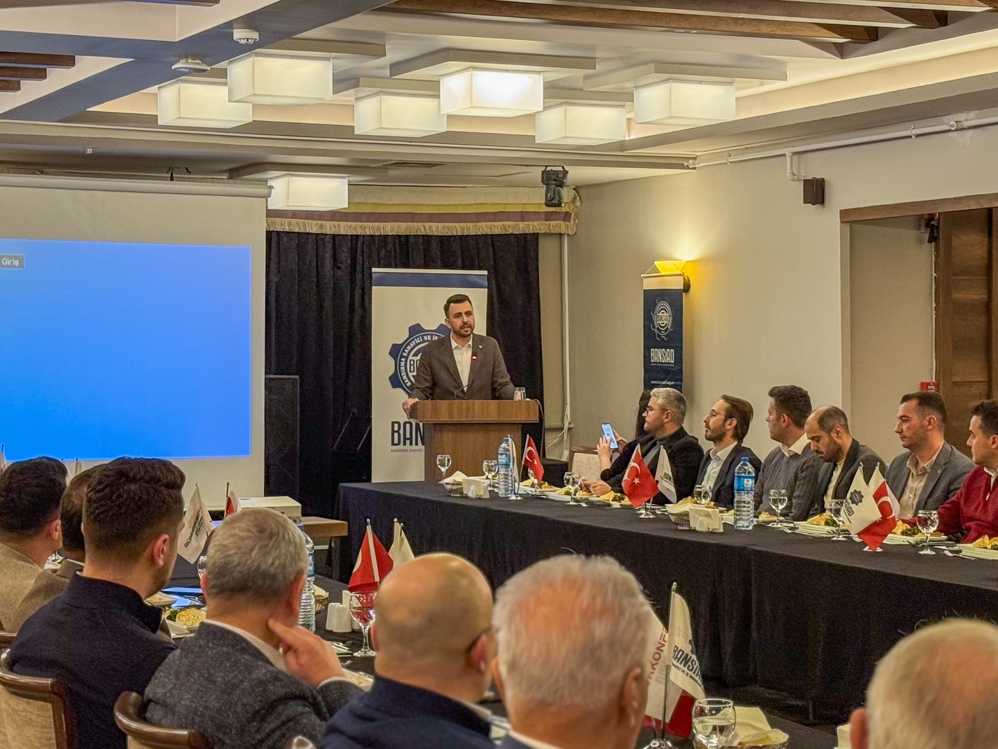 Ali Taylan Öztaylan BANSİAD toplantısına katıldı