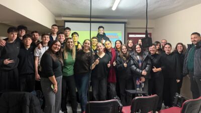 Bandırma Gençlik ve Spor İlçe Müdürlüğü tarafından hentbol sporcularına ve