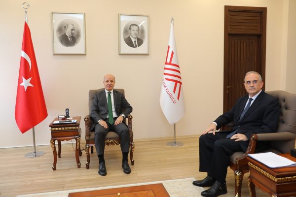 Rektör Boz YÖK Başkanını ziyaret etti