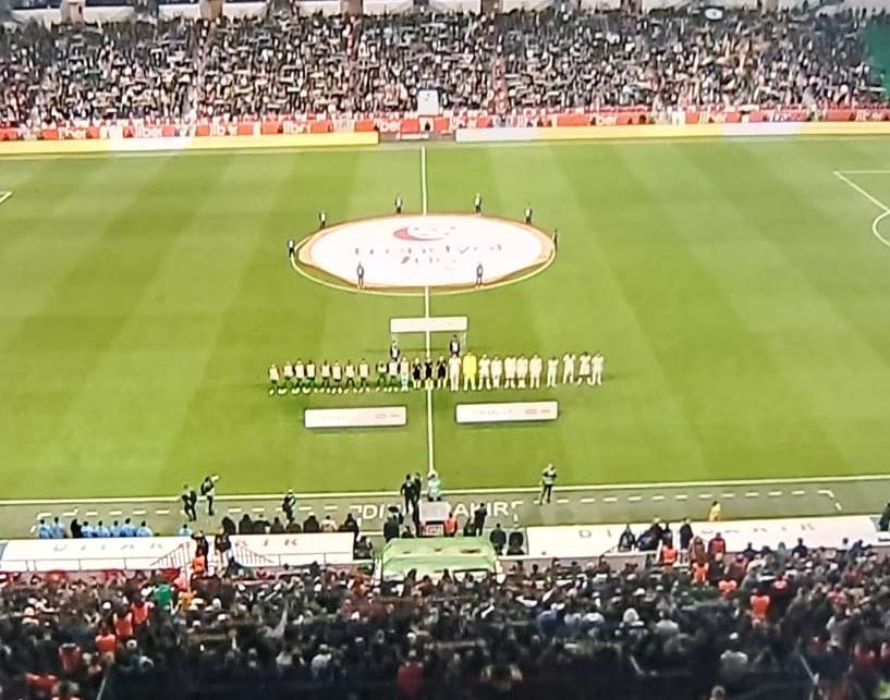 AMED SF: 2   BANDIRMASPOR: 1 HAKEMLER: Gürcan Hasova, Ali Doğan,