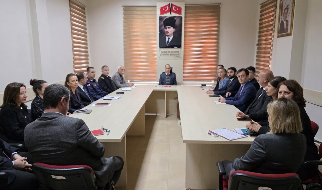Bandırma’da vatandaşlara daha iyi hizmet vermek adına çalışmalar devam ediyor.