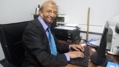 Ömer TURAN / ÖZEL HABER Bandırma Belediyesi’nde temizlik işlerinde çalışan