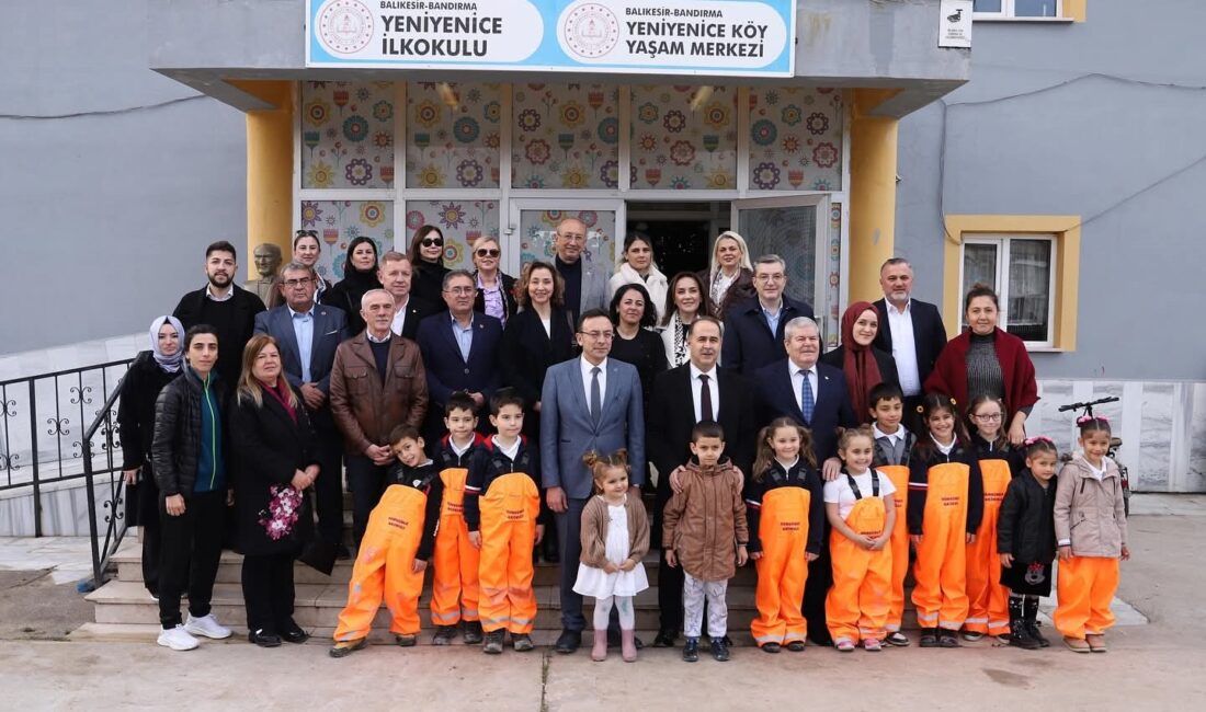 Yeni Yenice Köy Okulunda, Bandırma Kaymakamlığı ve İlçe Milli Eğitim