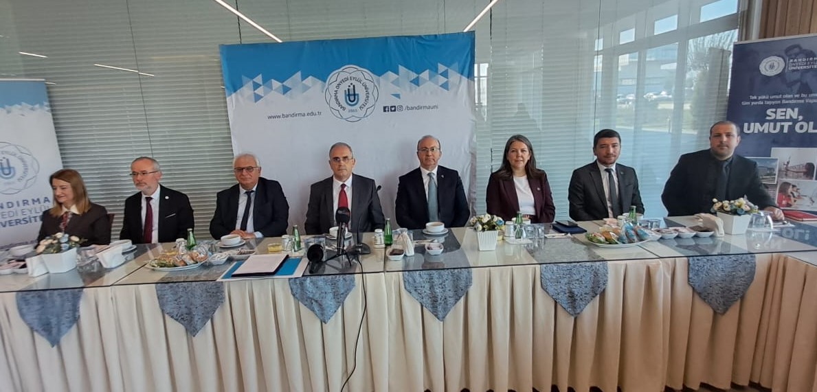 Mağduriyet algısı üzerinden manipülasyon yapılıyor
