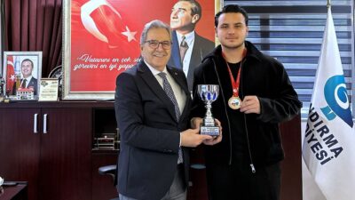 Bandırma’nın genç sporcuları başarılarıyla adından söz ettirmeye devam ediyor. Yavuz